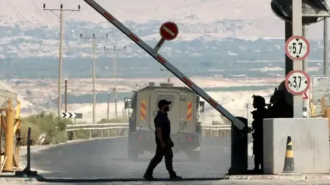 Two Persons Shot in Assault Close to Jordan-West Bank Border Crossing, Israel's Defense Forces States