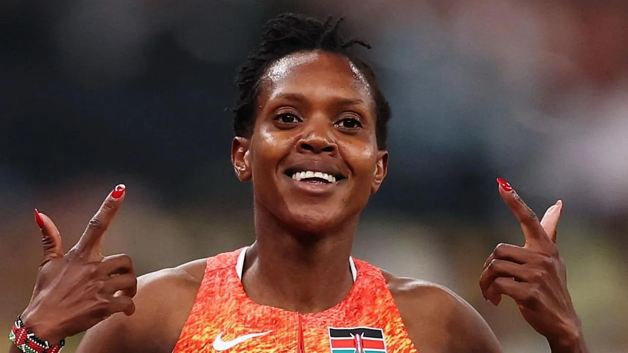 The Kenyan star claims historic 4th global 1500m gold