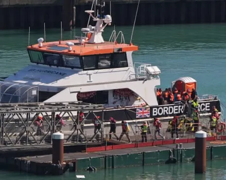 British Government Affirm Migrant Returns Deal with France Will Proceed Despite Legal Challenge