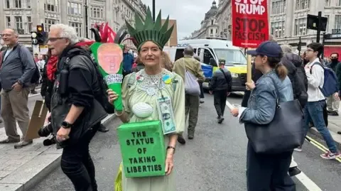 Numerous Demonstrators Assemble in Central London to Oppose Trump's Official UK Trip