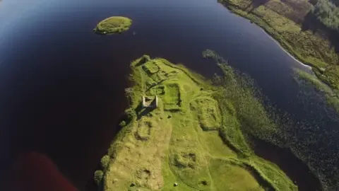 Long-Lost Regal Fortress Discovered on Scottish Island
